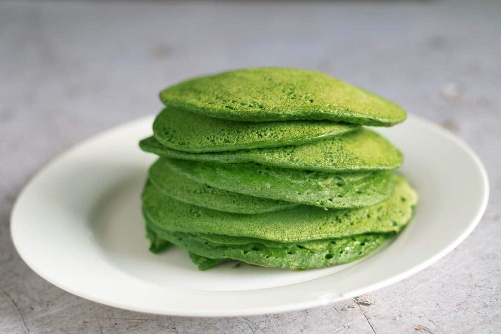 green-pancakes-spinach-sneaky-veg-1